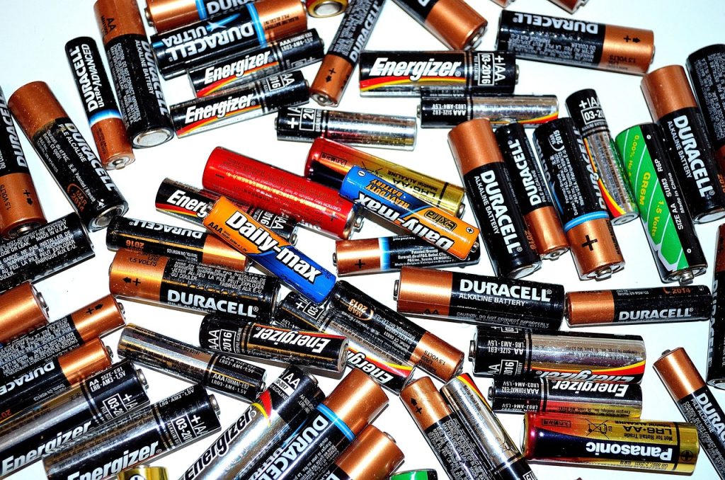 Problemi al computer: come sostituire la batteria tampone della scheda